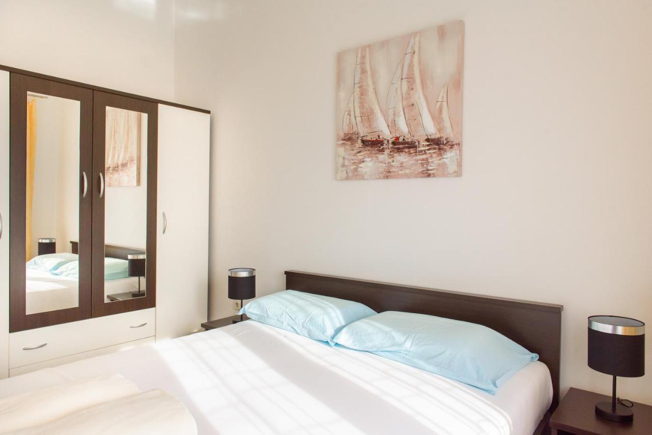 Antonela Apartment Биоград-на-Мору Экстерьер фото